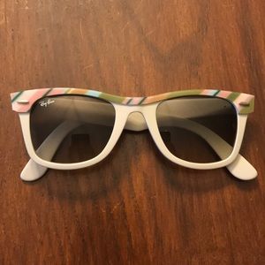 Ray-Ban Wayfarer Sunglasses